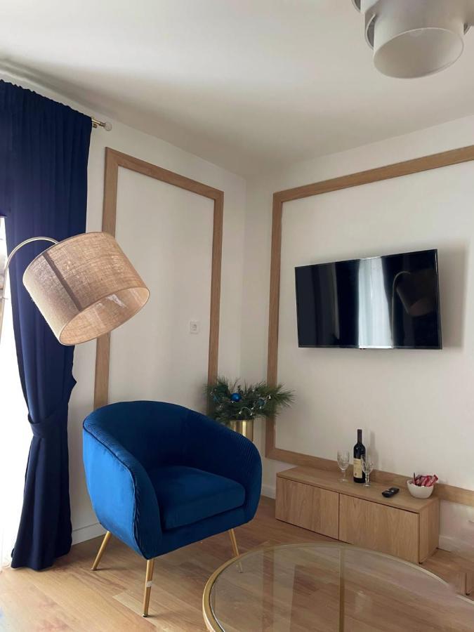 Lungomare Apartments Petrovac Exteriör bild